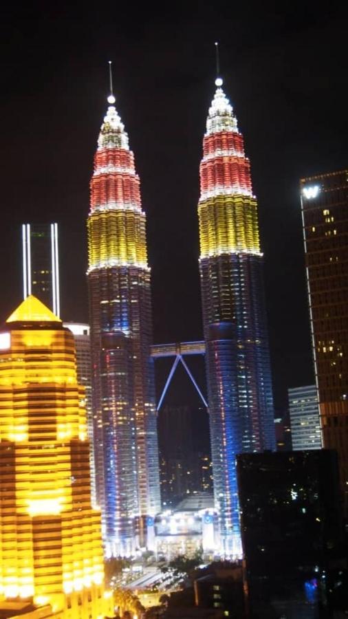 Legasi Kampung Baru Guest House By Rumahrehat Twin Tower View Kuala Lumpur Exteriör bild
