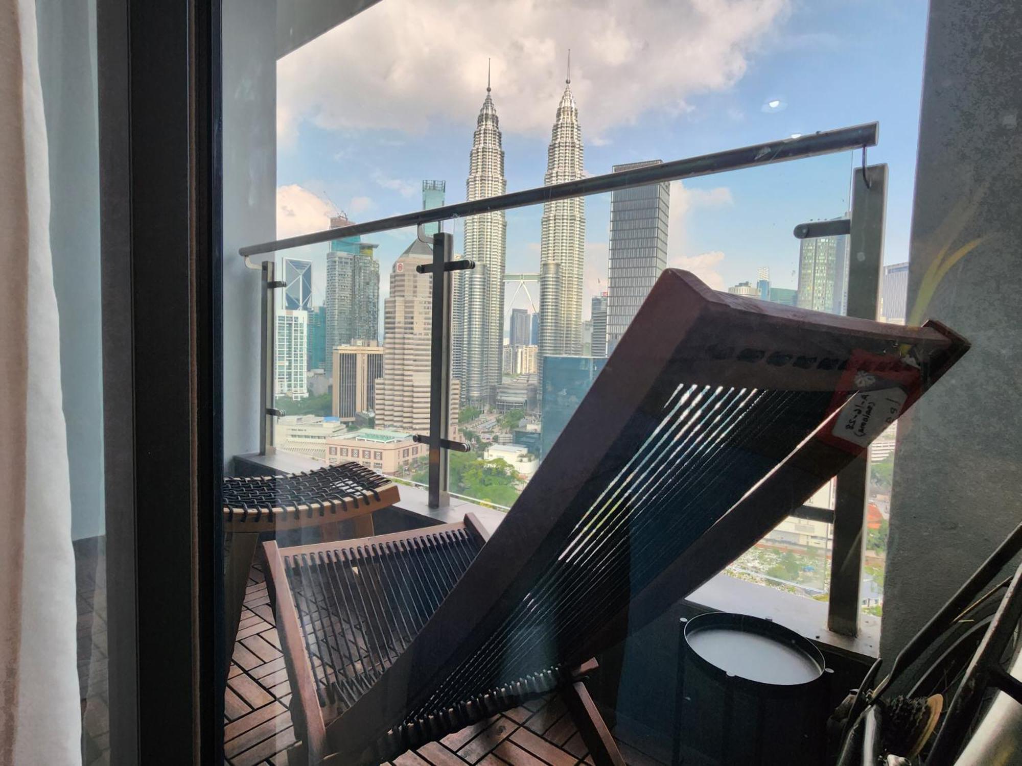 Legasi Kampung Baru Guest House By Rumahrehat Twin Tower View Kuala Lumpur Exteriör bild